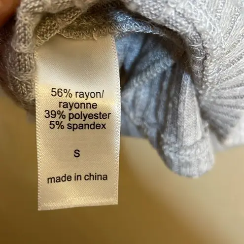 Maurice's  24/7 Cozy V Neck Long Sleeve Tee Gray size Small NWT