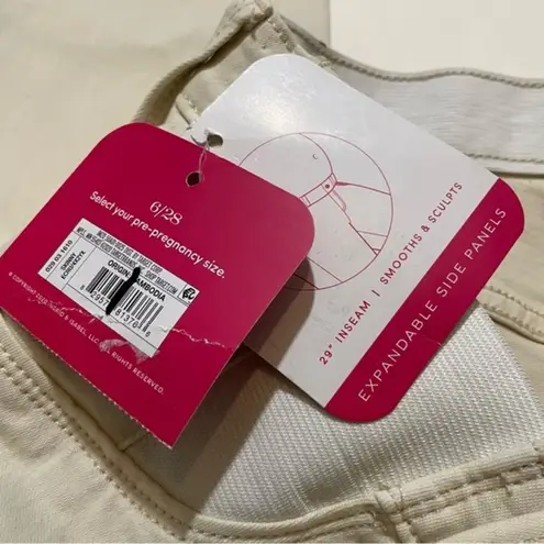 Isabel Maternity NWT Ecru Skinny Jeans Jeggings Side Panels Under Belly New
