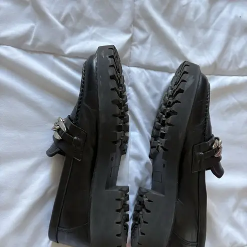 IRIS &INK Womens Chunky Chain Grunge Punk Preppy Casual Edgy Loafers 40 Black Size 8.5