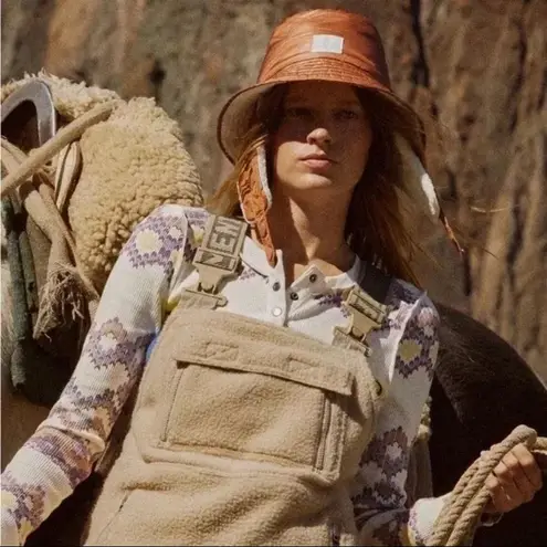 NWTO Free People FP Movement Women's Bucket List Reversible Sherpa Bucket Hat