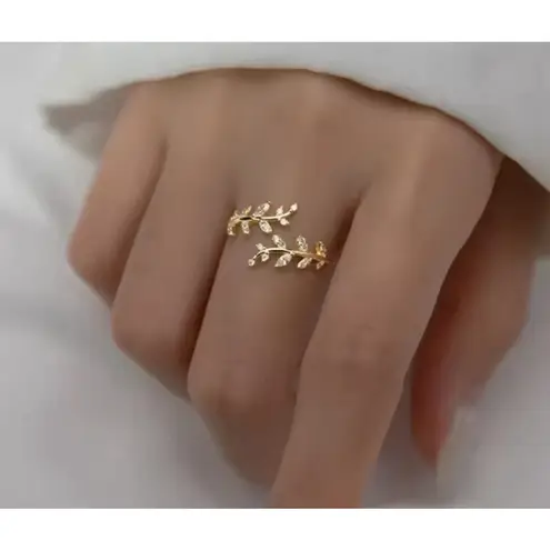 Boutique NEW Women's 14k Gold‎ Filled Solid Leaf Simulated Diamond Adjustable Ring