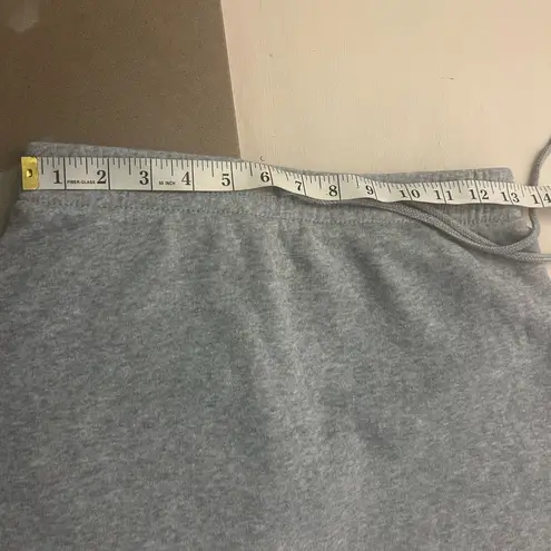 Shorts Gray Athletic Shorts with Elastic Waistband and Fleece Texture Medium