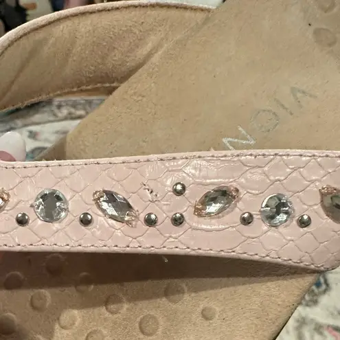 Vionic Lucia Pink Snakeskin Bejeweled Embellished Womens T-Strap Thong Sandals 9