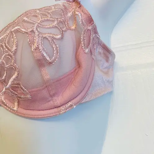 Wacoal 65781 Seductress Semi Demi Sheer Floral Embroidered Bra Size 34B Pink