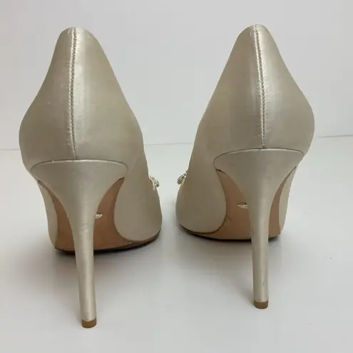 Badgley Mischka 🌸 Ivory Satin Lavender II Crystal Detail Peep Toe Heels