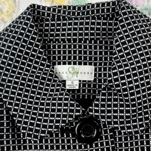 Studio Works Black White Geometric Print Collar Neck 3 Button Cropped Jacket S