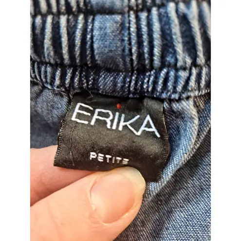 Erika Petite Women's Blue Denim Floral Embroidered Capri Pants