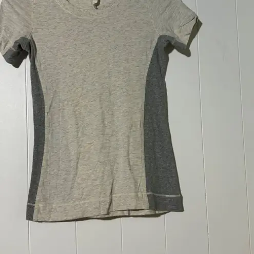 Lululemon  T-Shirt Women's 2 Athletic Pima Cotton Heather Grey & Dark Grey