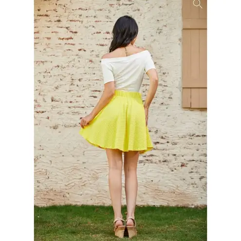 Modcloth  Winner's Circle Skater Skirt Textured Mini Skirt Yellow ALine 1X NWT