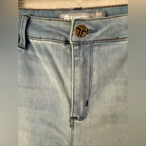 TRACTR Lt Blue Denim Cropped Cuffed Box Jeans Womens Mid
