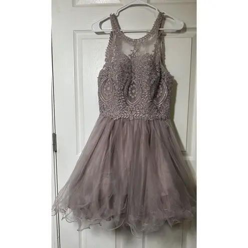 Short ForyouDress with Gray Applique for Homecoming Prom Birthday Dama Party Size M