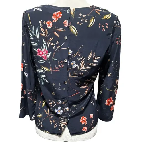 Amour Vert 100% Silk Floral Button-Back Blouse (Small)
