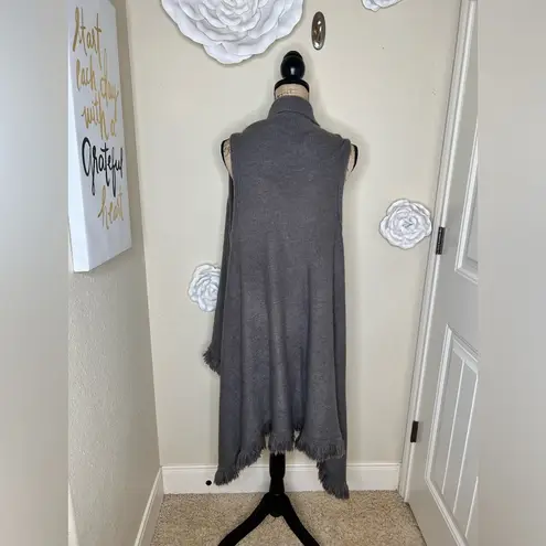 NTM: Cascade Duster Gray Fringe Vest Perfect for Layering
Size OS
