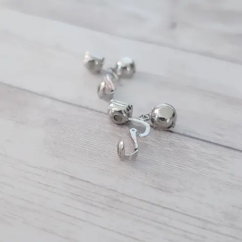 Vintage Eisenburg Clip On Earrings Stylish Two Clear Gem & Silver Tone Dangle