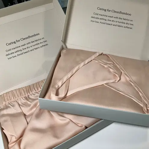 ETTITUDE Luxury Womens Sateen Cami & Short Set