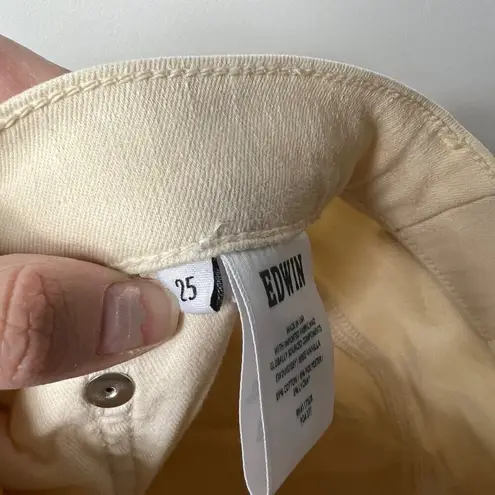 Edwin cream color cut off jeans women’s size 25