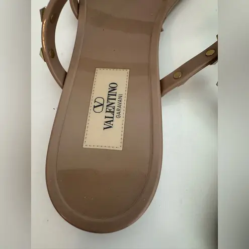 Valentino Garavani Rockstud T-Strap Flat Slide Sandals 39