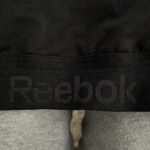 Reebok  SPORTS BRA. Black Size XS