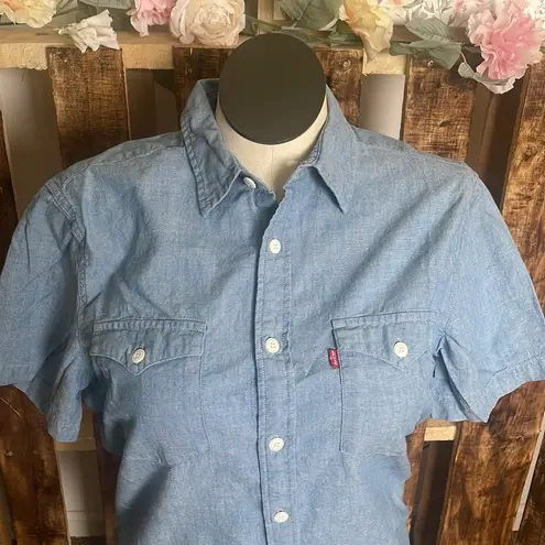 Levi's Levi’s top standard woman’s blue western button down collared shirt Sz Medium