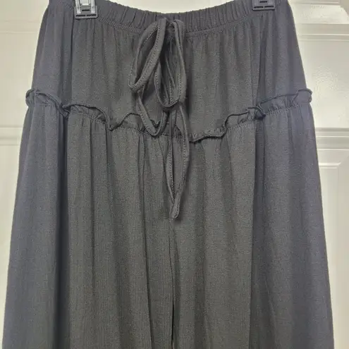 Black Wide Leg Ruffle Hem Palazzo Pants Size M Elastic Waist Lounge Fit Size M