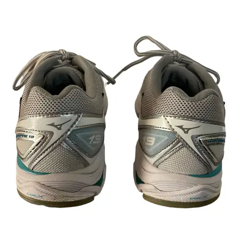 Mizuno Wave Inspire 13 Gray Green Sneakers Size 9