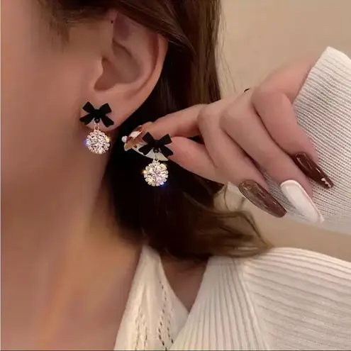 Black Bow Crystal Drop Earrings NWT Elegant Dangle Studs Cute Girly Jewelry