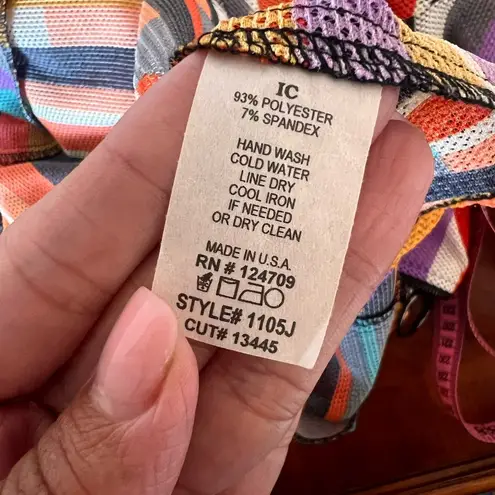 IC By Connie K Colorful Mesh Full Zip 3/4 Sleeve Stand up Collar Sz M Red Size M