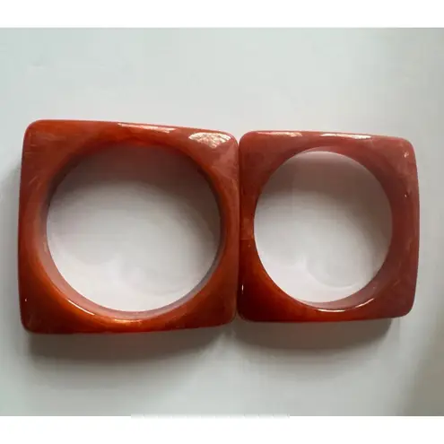 VTG Thick Resin Acrylic Bangle Bracelet Set of 2 Orange Chunky Geometric Design