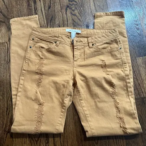 Life in Progress NWOT Ripped Skinny Jeans 25