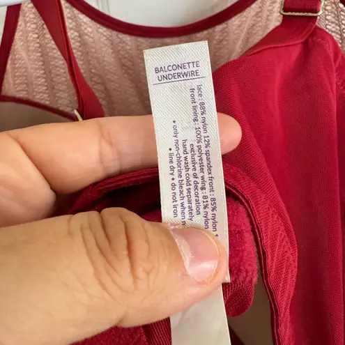 Cacique  red lace balconette underwire bra size 44H