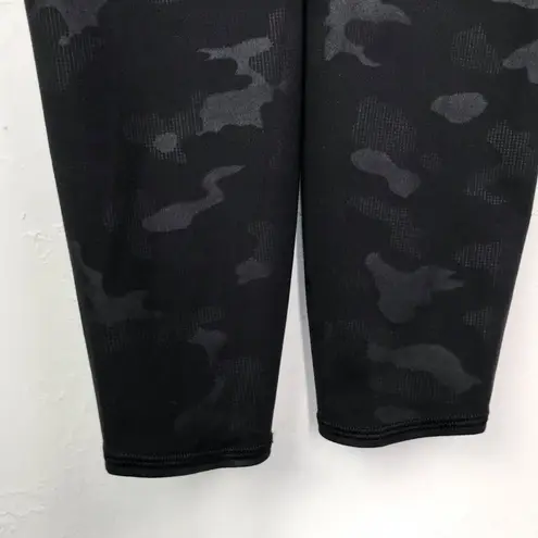 All In Motion Black Camo Premium 7/8 Leggings XS NWT