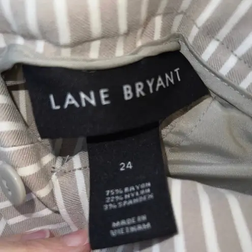 Lane Bryant NWT  "The 4-Season" Ankle Mid Rise Pant