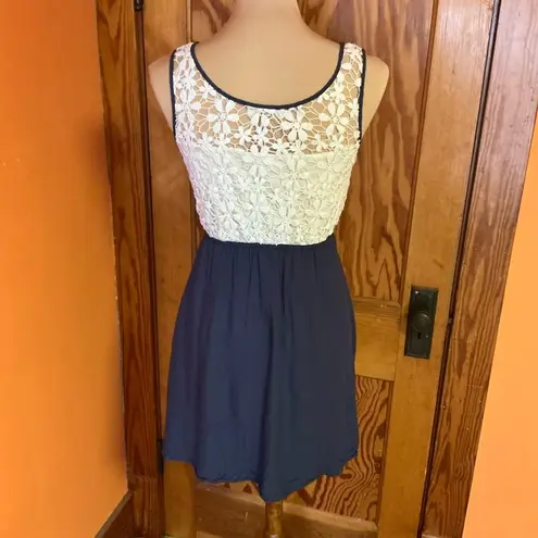 YA Los Angeles feminine lace mini dress