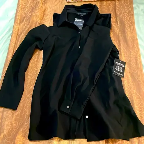 Boston Proper Size Small travel collection could shoulder button up.