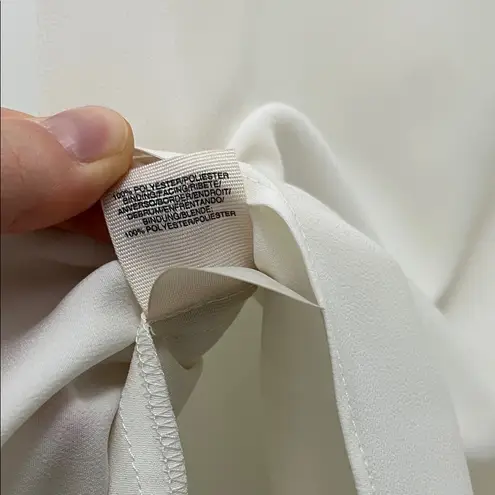 Rachel Roy Rachel Creme Sleeveless Blouse w/ Hardware Detailing - Size Small