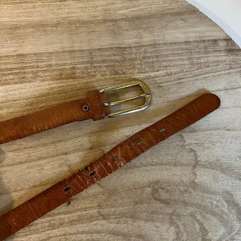 Vintage 90s Tan Distressed Worn in Genuine Leather Gold Buckle Belt Size XS/S