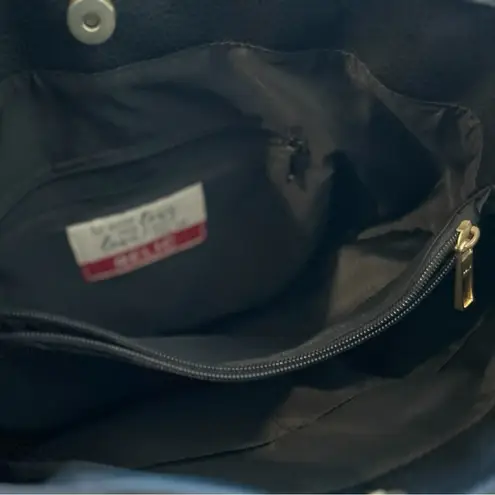 Relic Women's Black Geometric Shoulder Bag with Multiple Compartments