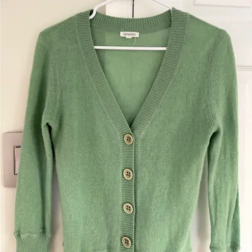 Generra Vintage Women's Cashmere Cardigan Sweater S Green Preppy Quiet Luxury