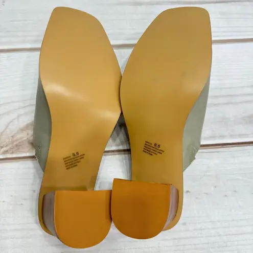 Yellow Box Marylou Light Gray Block Heel Mules Size 9.5 NEW