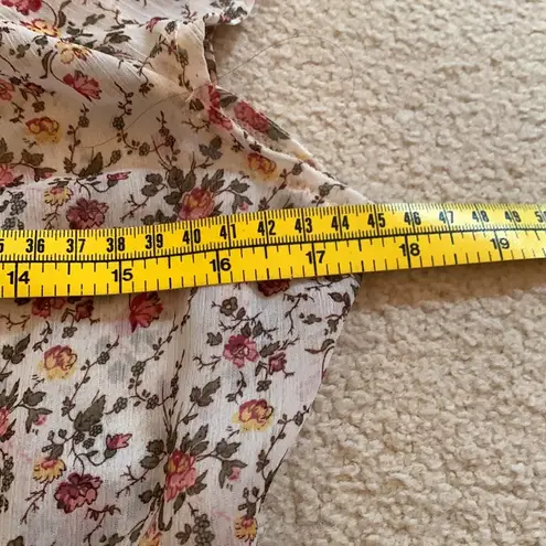 belle du jour Cottagecore lightweight floral blouse small s