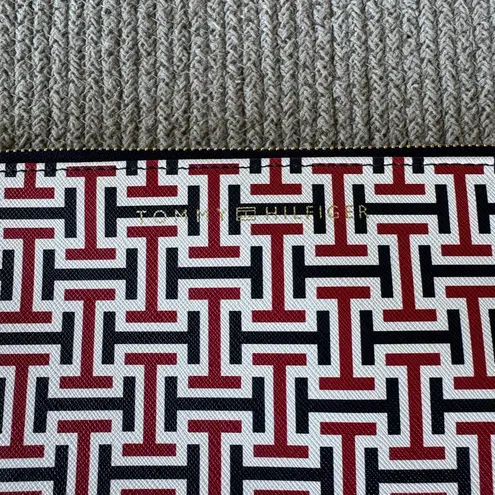 Tommy Hilfiger  Navy Blue White Red Logo Zippered Clutch Mini Bag Makeup Bag