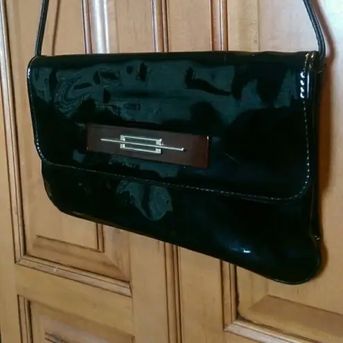 Vintage Purse Black Patent Handbag / Shoulder Bag / Purse