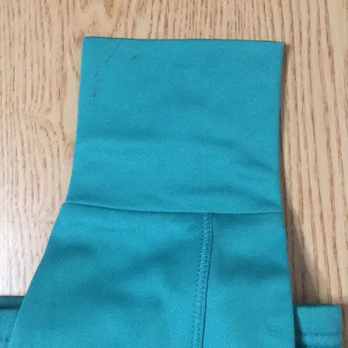 Hooters New Womens Track Jacket from NYC Thumb Size XLarge with Stain