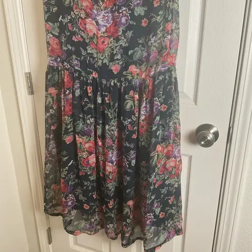 Nostalgia Floral Sleeveless Dress size large Blue