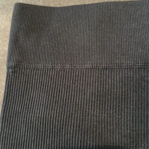 Women’s Black Activewear Set 2 Workout Tops & Leggings Size M NEW Size M