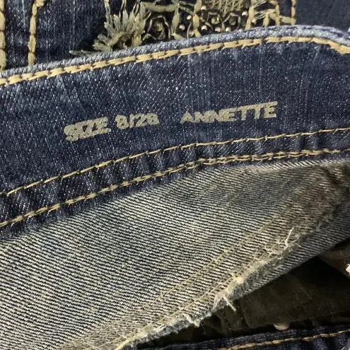 Code Bleu Annette Capri Denim Jeans 8 Med Wash Embroidered Mid Rise Button Zip