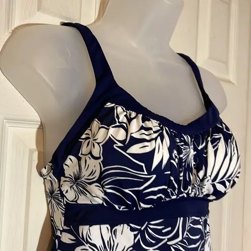 Jamaica Bay Vintage 1990s Y2K Navy Blue and White Hawaiian Print Tankini Top 8