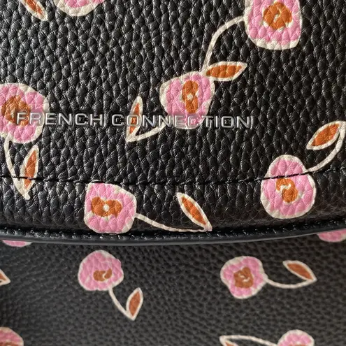 French Connection New 2 in 1 Clover Pebble Crossbody