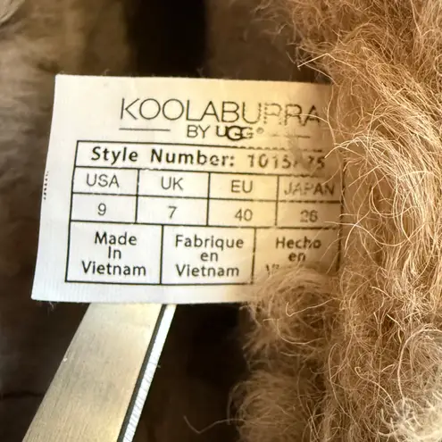 Koolaburra by UGG 1015875 Victoria Tall Suede Mid