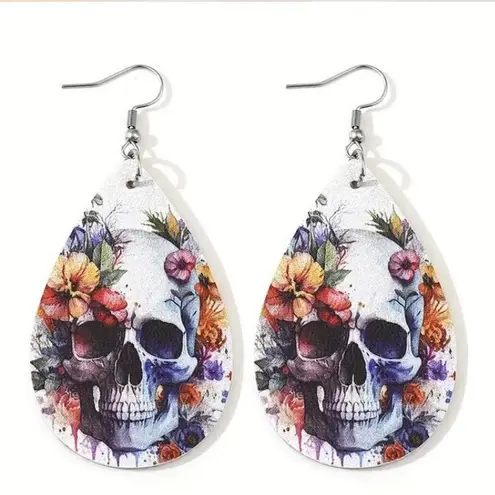 🌸 4 for $20 Colorful Flower Skull Pattern Dangle Earrings Retro Goth PU Leather White